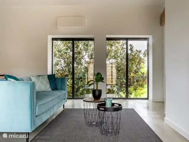 Mas Saint-Michel d'Euzet - Magnolia en Francia, Gard, Saint-Michel-d'Euzet - casa rural / cabaña sala de estar