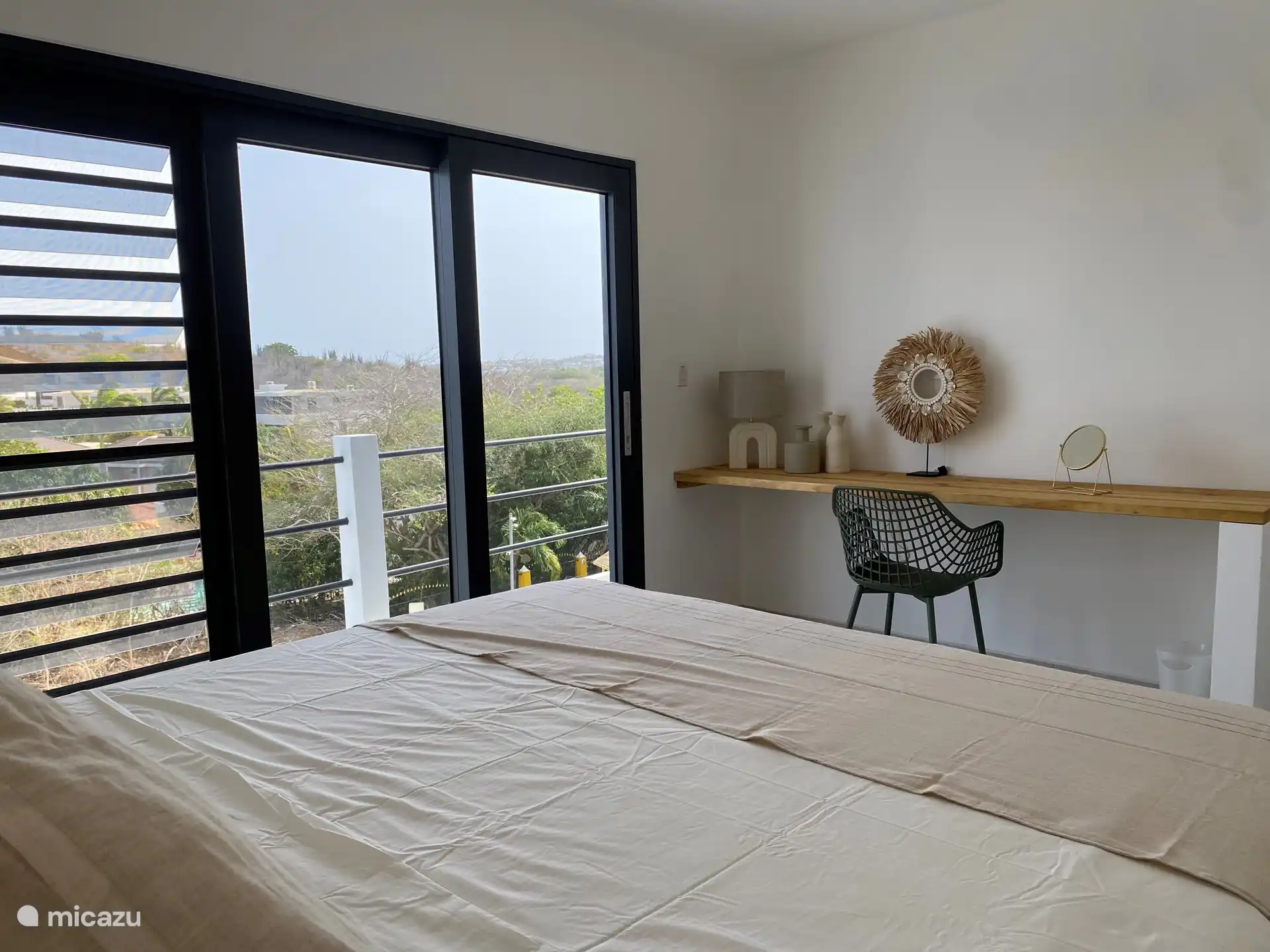 Bureau slaapkamer Salu