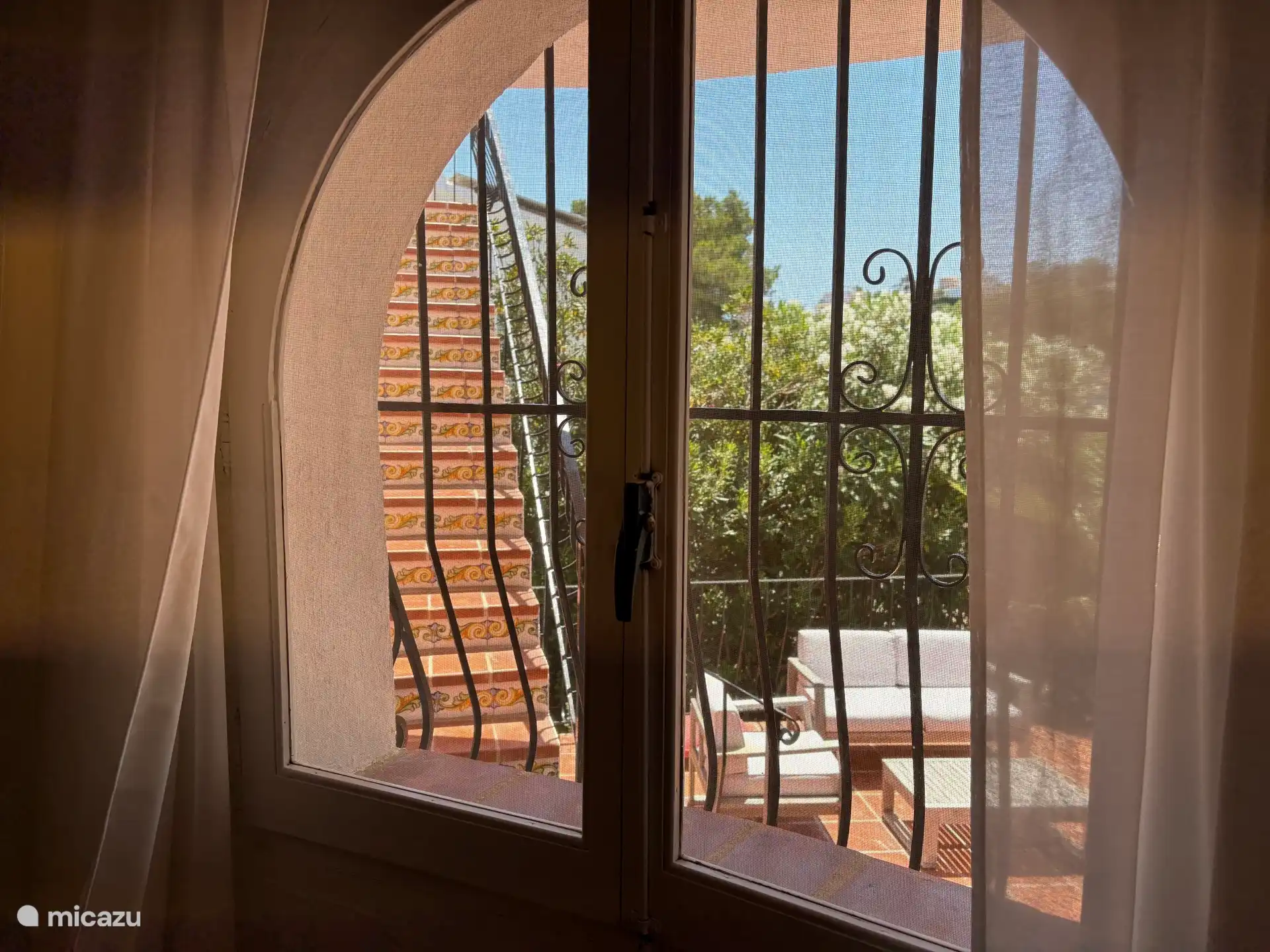 Ventana Salon