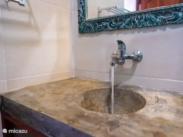 Rumah Luna & Pele | Indonésie, Bali, Jasri - villa les toilettes