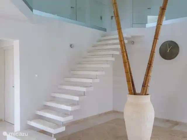 Chong’s Villa huren in Curaçao, Banda Abou (west), Grote Berg - villa Gang beneden