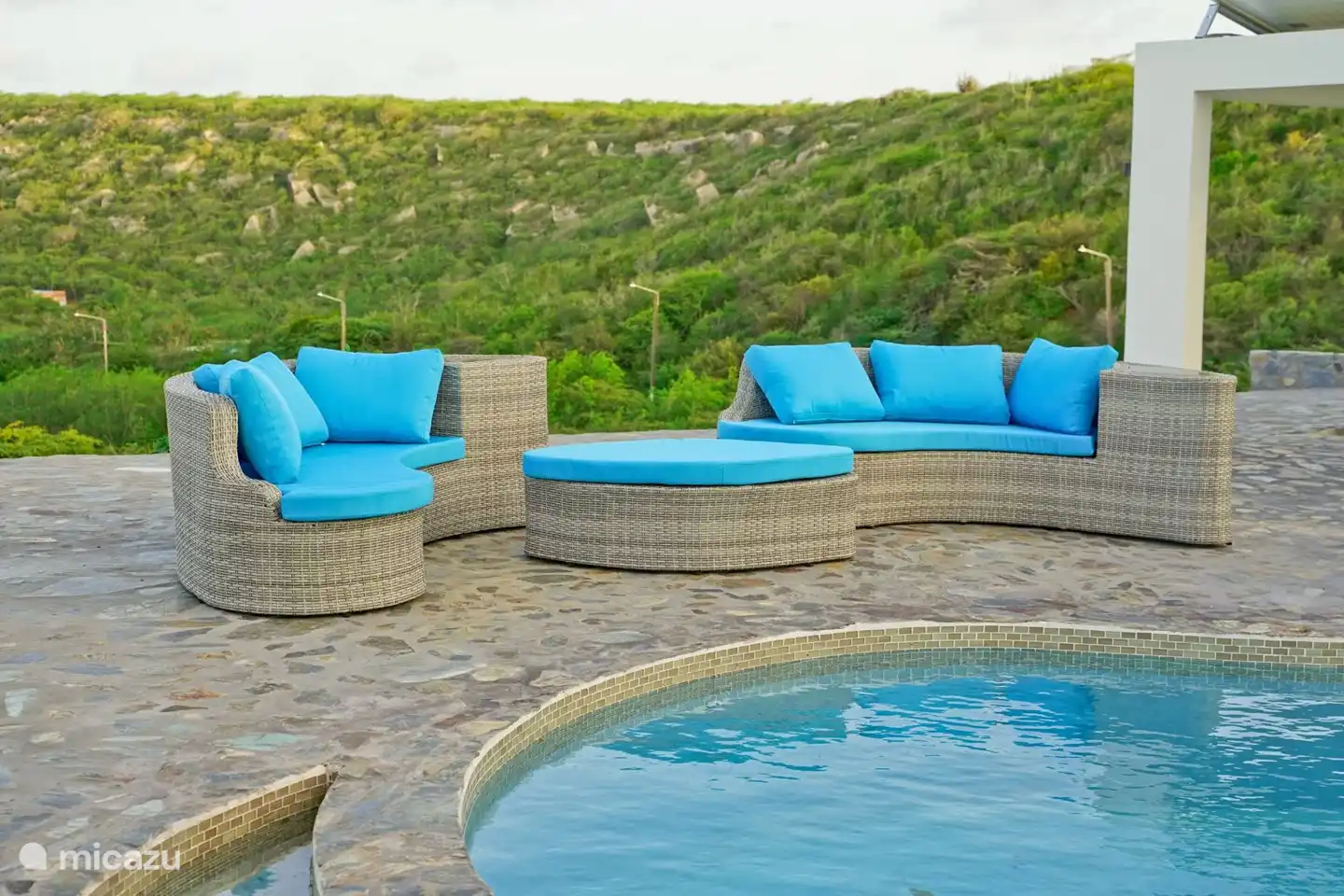 Lounge draußen am Pool