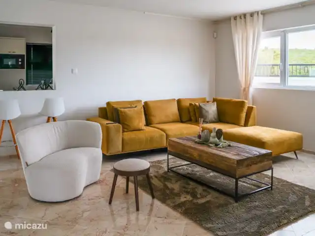 Chong’s Villa huren in Curaçao, Banda Abou (west), Grote Berg - villa Dit is de zit kamer