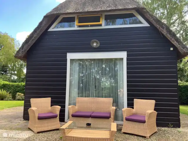 Oasis Giethoorn en Países Bajos, Overijssel, Giethoorn - casa rural / cabaña Casa desde el embarcadero