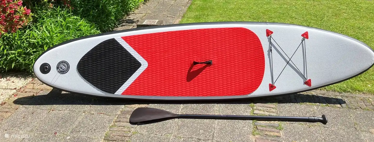 U mag ons SUP board (Stand up paddle board) gratis gebruiken.