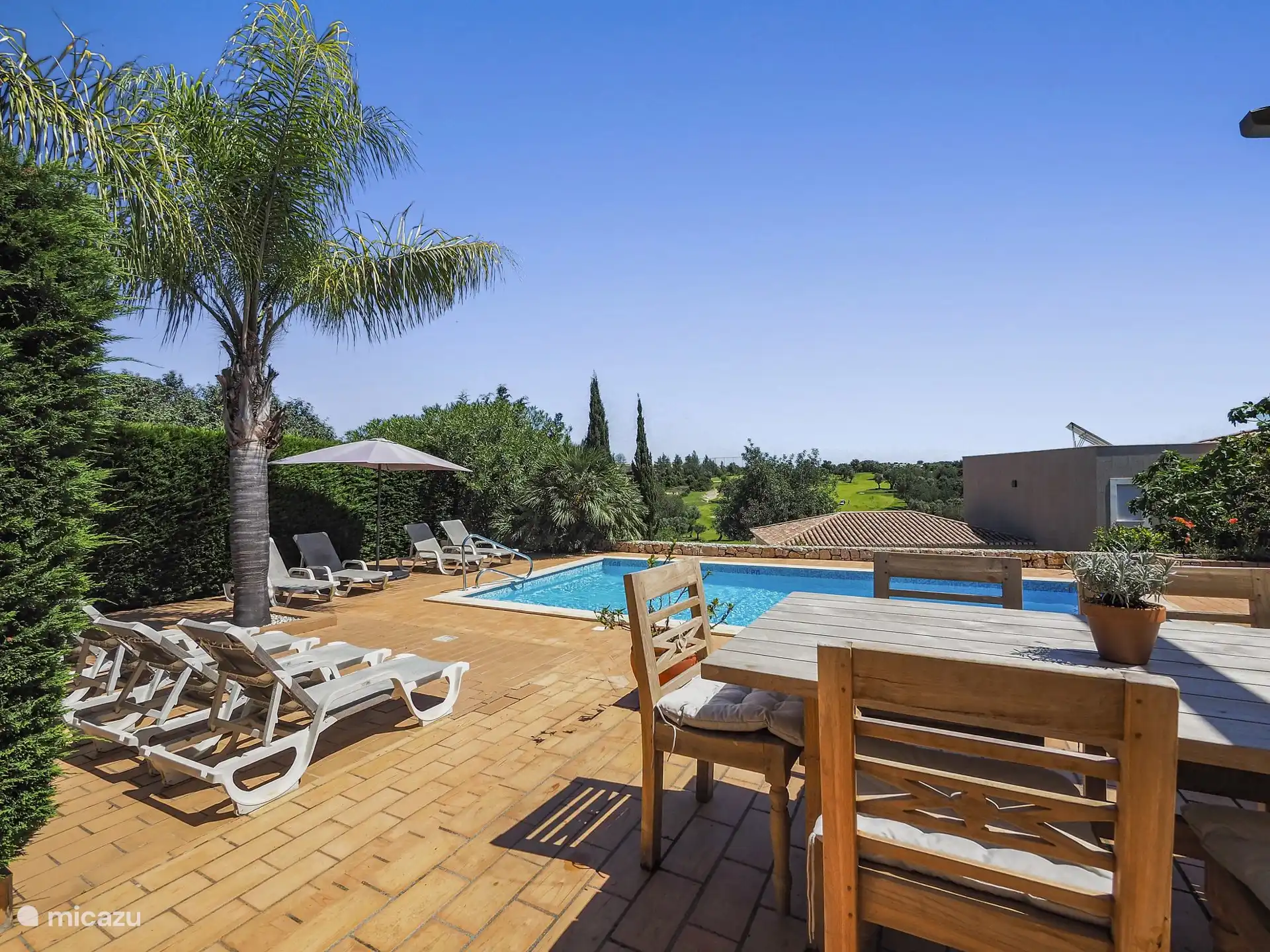 Terrace and swimming pool