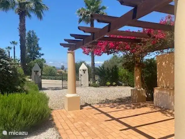 Villa Meijer Golf en Portugal, Algarve, Carvoeiro - villa Entrada, aparcamiento en el lugar