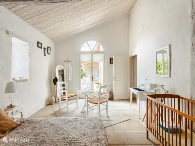 Logis La Tour - Orangerie huren in Frankrijk, Vendée, Fontenay - gîte / cottage er is ook een babybed voorhanden