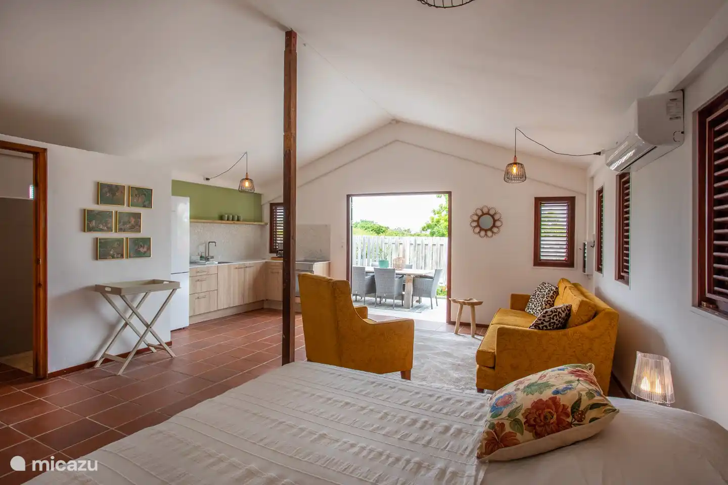 La Casita est très spacieuse et dispose d'une terrasse privée. La Casita peut également être utilisée comme lieu de travail à distance pendant votre séjour.