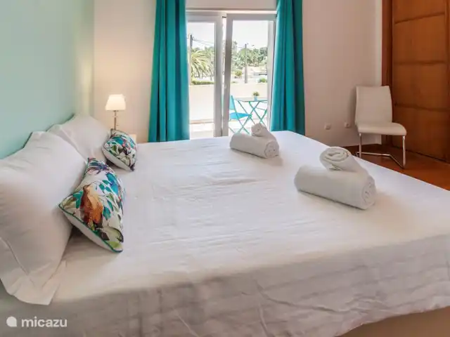 Villa Verdi en Portugal, Costa de Lisboa, Aroeira - villa Dormitorio
