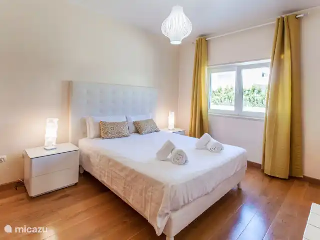 Villa Verdi en Portugal, Costa de Lisboa, Aroeira - villa Dormitorio