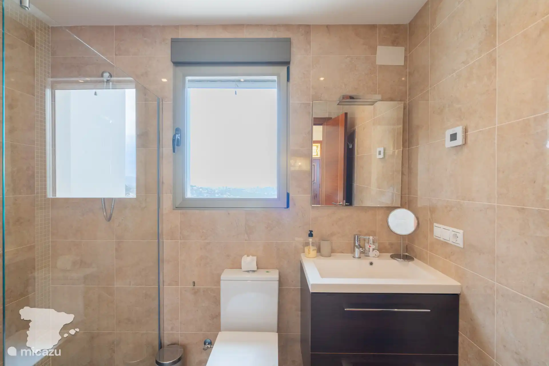 Salle de bain 3 - à l'étage