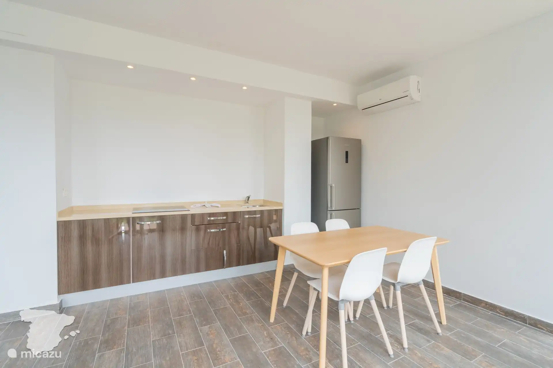 Kitchenette - appartement en bas