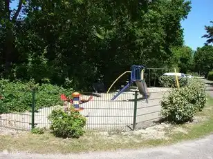 1 des nombreuses aires de jeux du parc Duinland