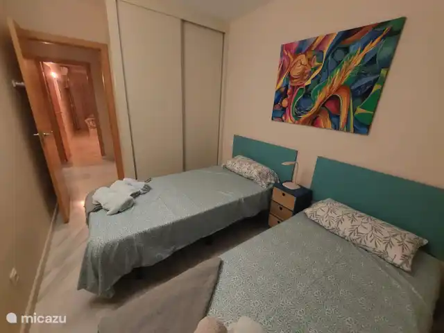 Benalmadena Penthouse ALL-IN | Espagne, Costa del Sol, Benalmádena - appartement Chambre avec 2 lits de 90x190cm