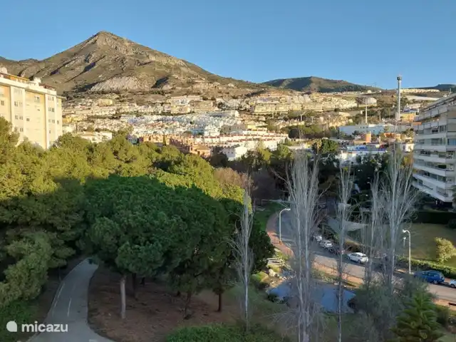 Benalmadena Penthouse ALL-IN | Espagne, Costa del Sol, Benalmádena - appartement Vue vers le nord (de la cuisine et des chambres)