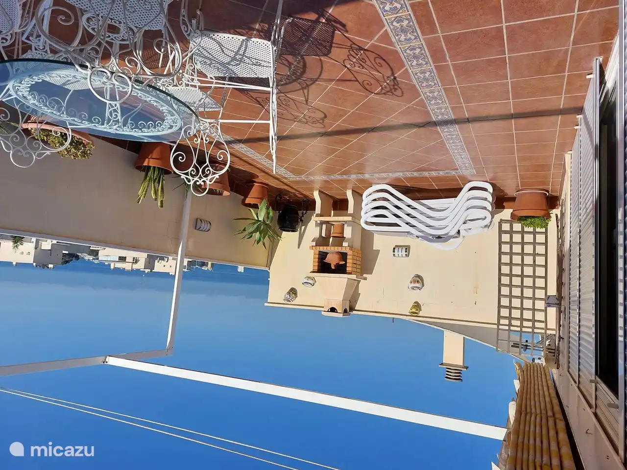 Terrasse auf Ebene 2