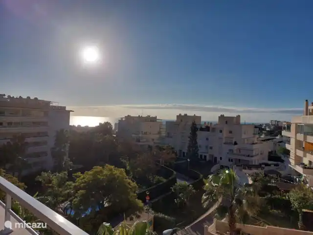 Benalmadena Penthouse ALL-IN | Espagne, Costa del Sol, Benalmádena - appartement Bonjour du balcon