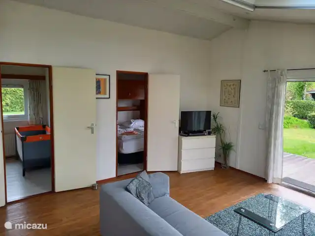 Chaletbos Veluwe vakantiewoning huren in Nederland, Gelderland, Voorthuizen - chalet huiskamer