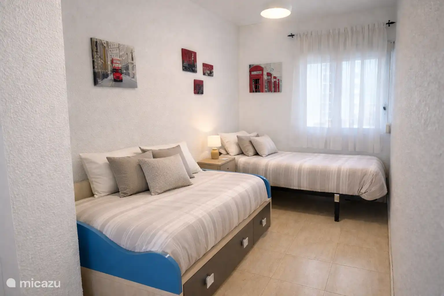 Dormitorio 2 (camas 90x190)