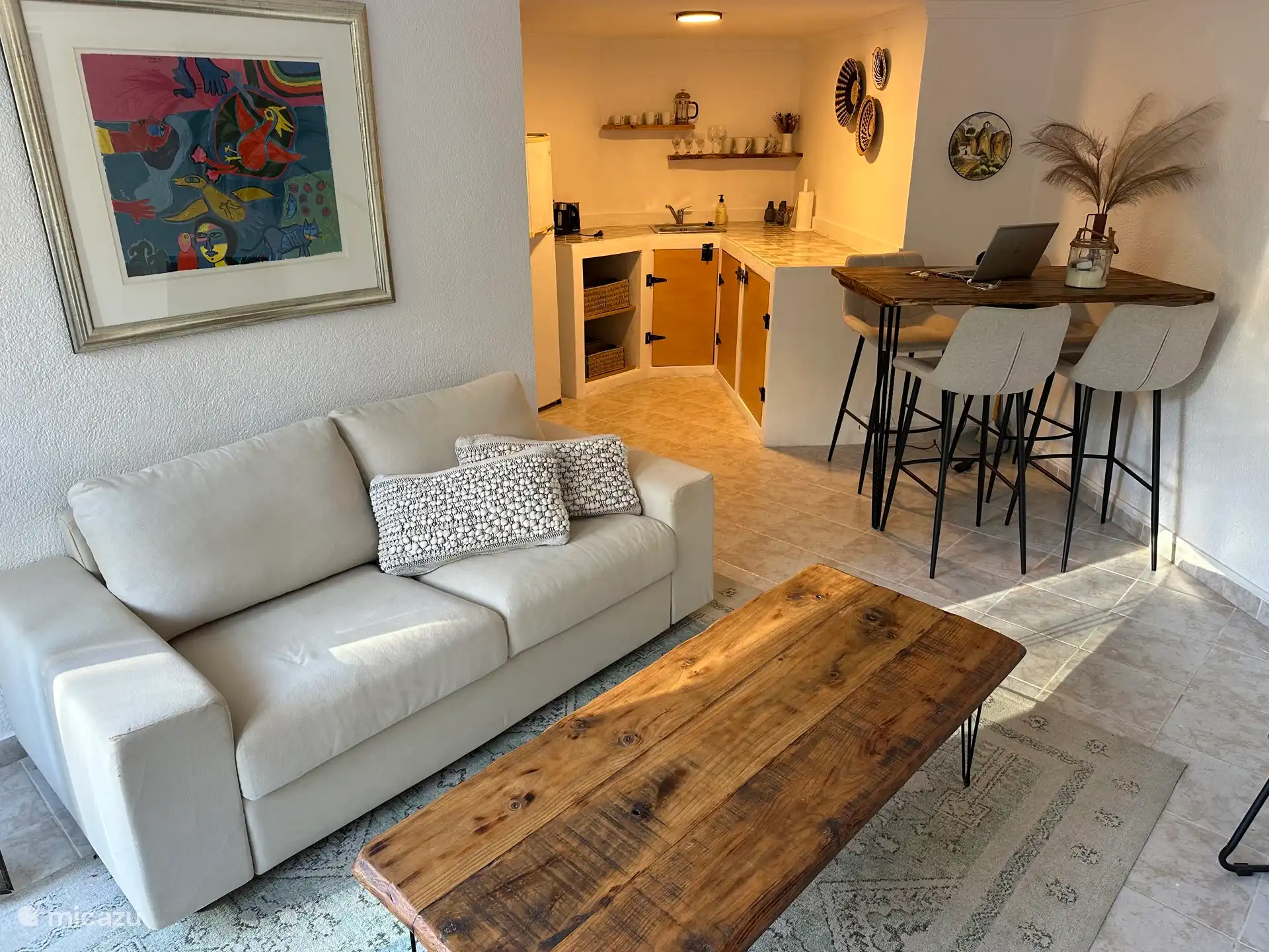 Woonkamer in het appartement