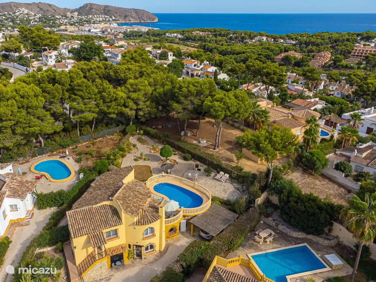 Übersichtsfoto der Villa und Moraira!
