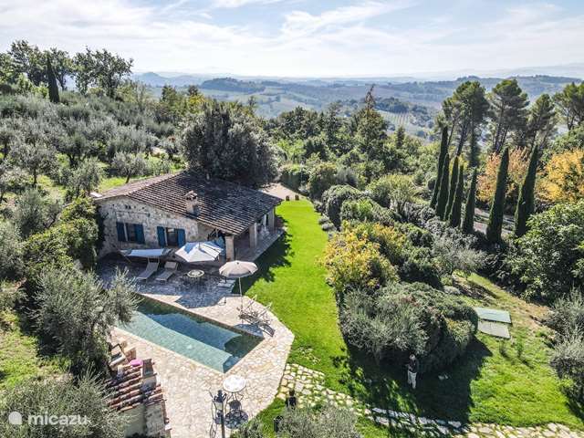 Maison de Vacances Italie, Ombrie, Collazzone - maison de vacances Maison avec piscine privée en Ombrie