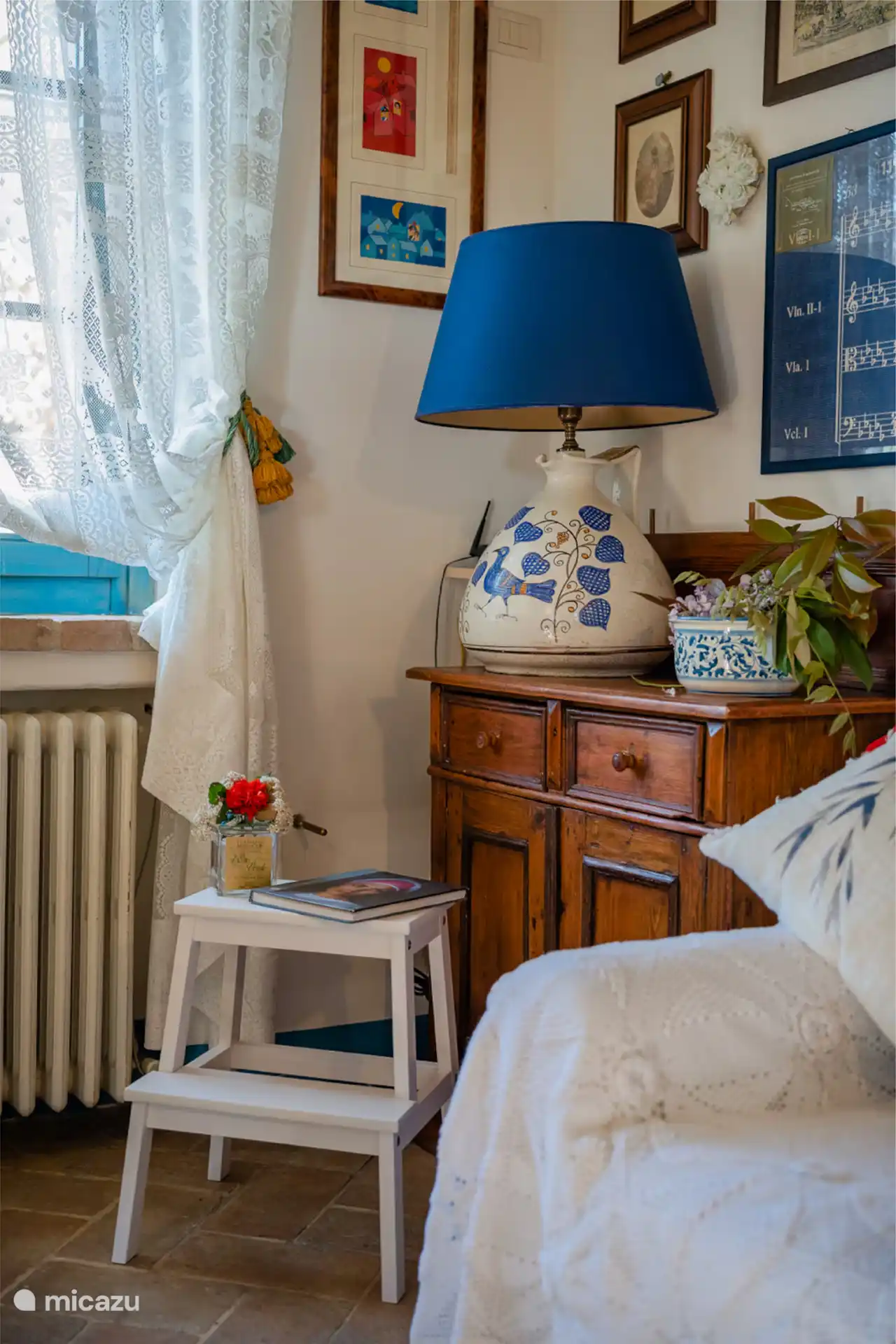 Salón-comedor con cocina.
