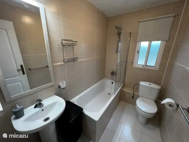 Casa el Girasol en España, Valencia, Montroy - villa Baño 1 en planta alta