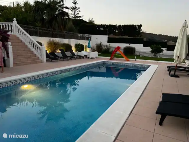 Casa el Girasol en España, Valencia, Montroy - villa Piscina