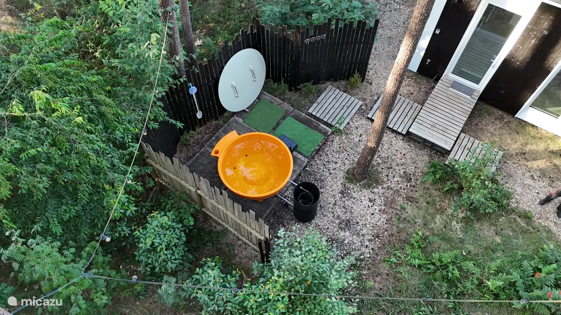 ferienhaus in Belgien – weiße Kiste