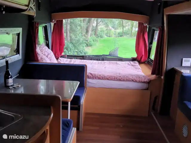 Kromven On Wheels huren in België, Antwerpen, Merksplas - camper / jacht / woonboot slaapkamer