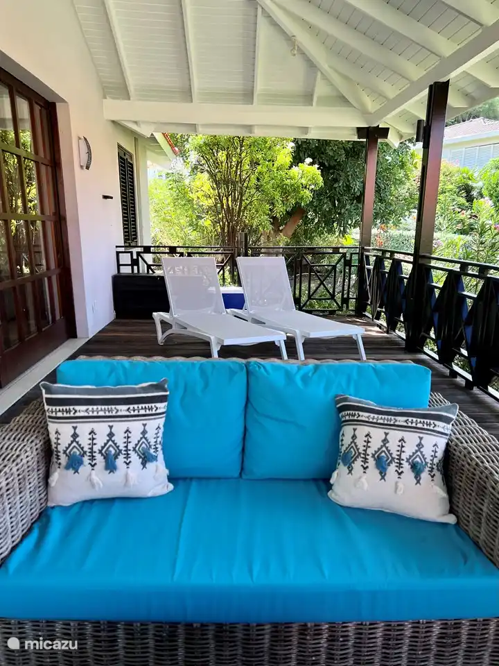 Détendez-vous sur le porche