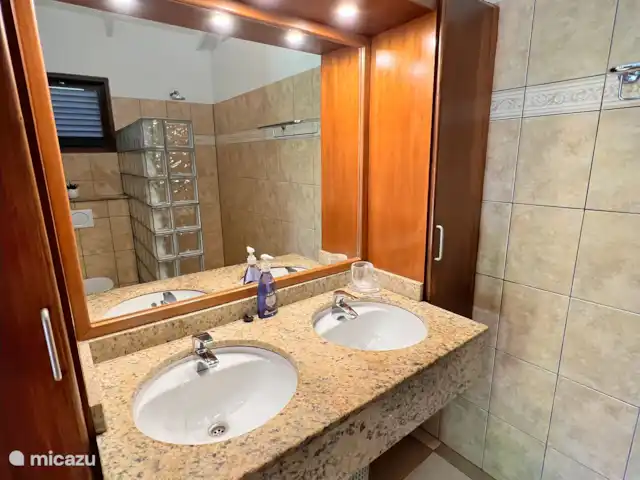Blue Bay Villa Individuelle Azur | Curaçao, Curaçao-Centre, Blue Bay - villa Salle de bain chambre 1