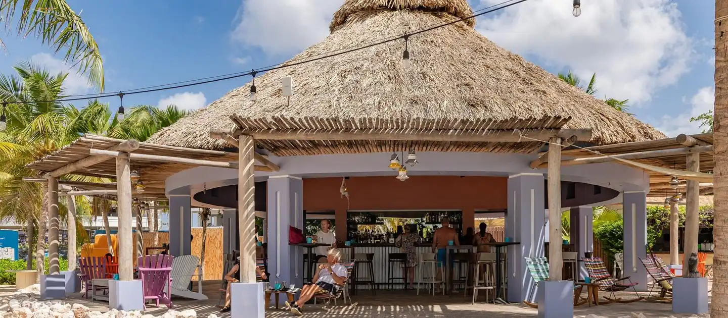 Bar/restaurant sur la plage