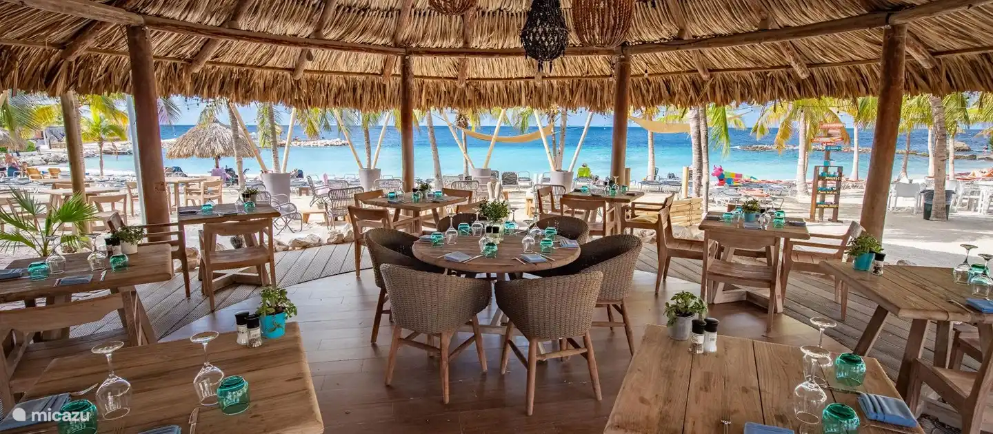 Resto sur la plage
