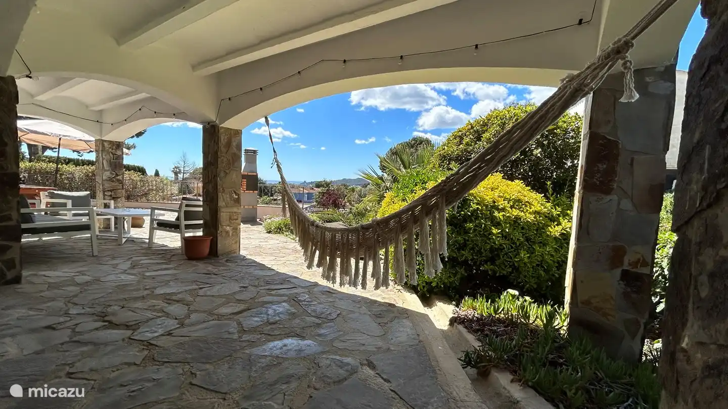 Hammock under the veranda to relax during the hot moments of the day.