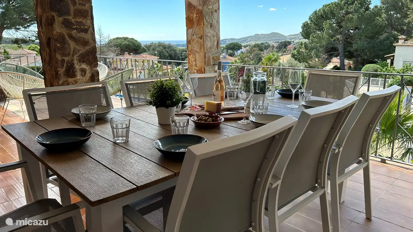 Covered terrace with a view