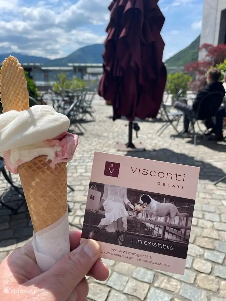 Comer (H) helado justo en Porlezza, por un precio razonable.