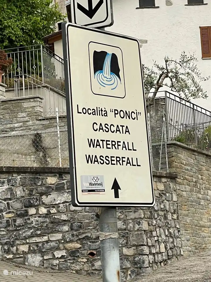 La ruta a la cascada en Porlezza