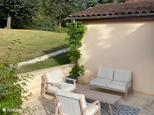 Location de Vacances France, Lot, Gourdon, gîte / cottage - Belle maison de vacances en Dordogne/Lot terrasse