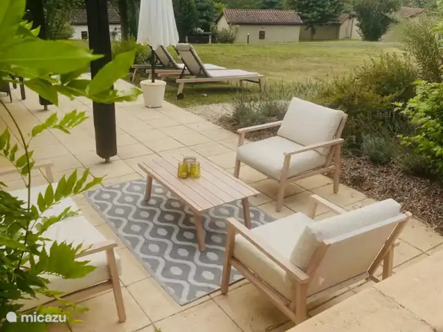 Location de Vacances France, Lot, Gourdon, gîte / cottage - Belle maison de vacances en Dordogne/Lot terrasse avec vue