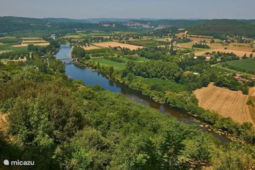 Blick auf den Fluss Dordogne von Domme