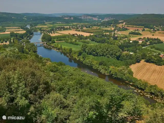 Location de Vacances France, Lot, Gourdon, gîte / cottage - Belle maison de vacances en Dordogne/Lot vue sur la rivière Dordogne depuis Domme