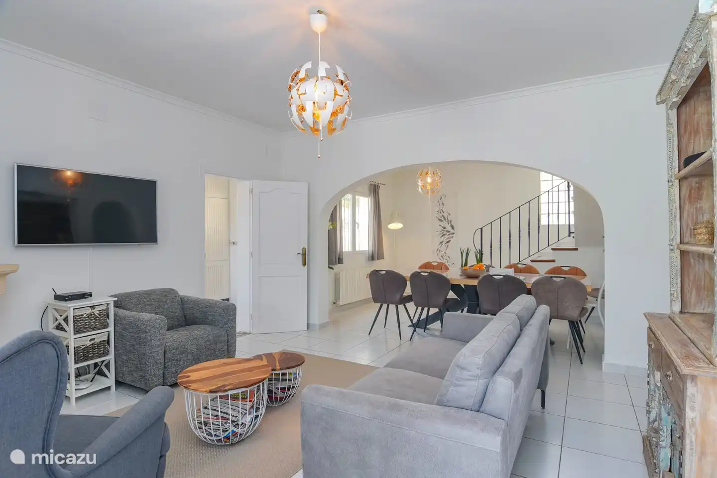 Living room with smart TV incl. Netflix and wireless internet.