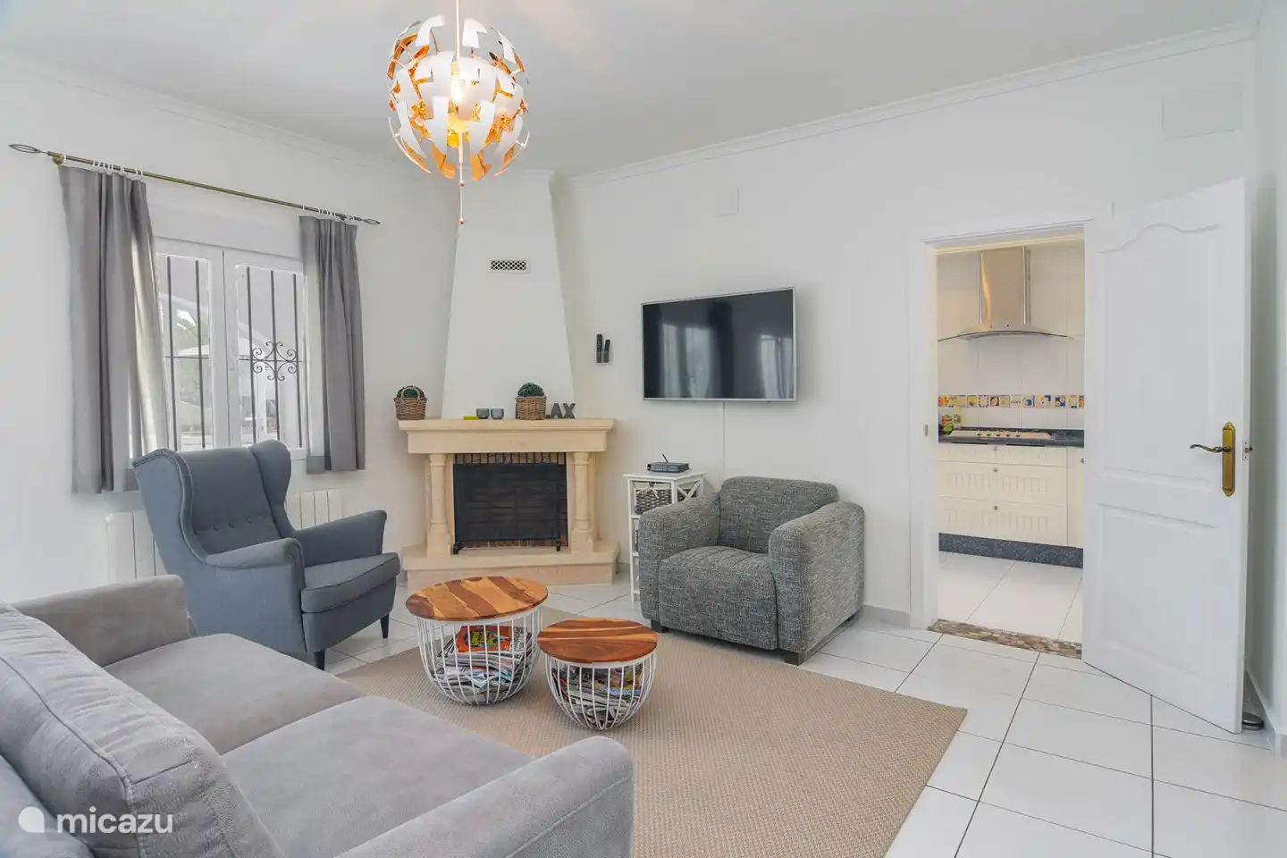 Living room with smart TV incl. Netflix and wireless internet.