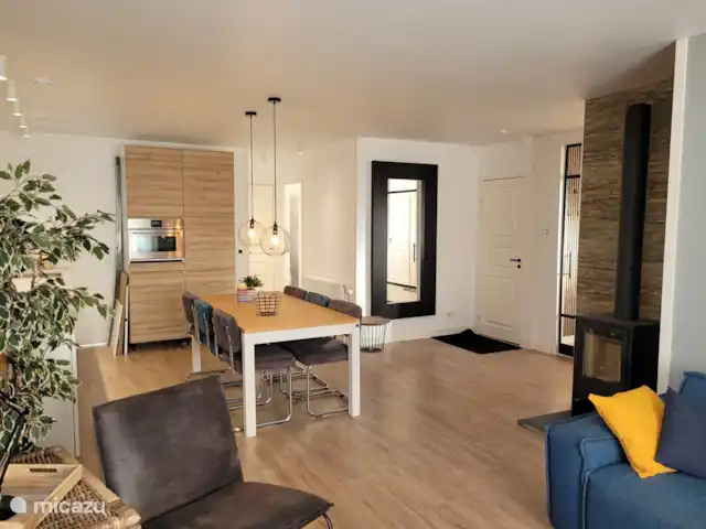 Location de Vacances Suède, Värmland, Nykroppa, maison de vacances - Maison SARAH à plus+service complet Vue d'ensemble depuis le coin salon
