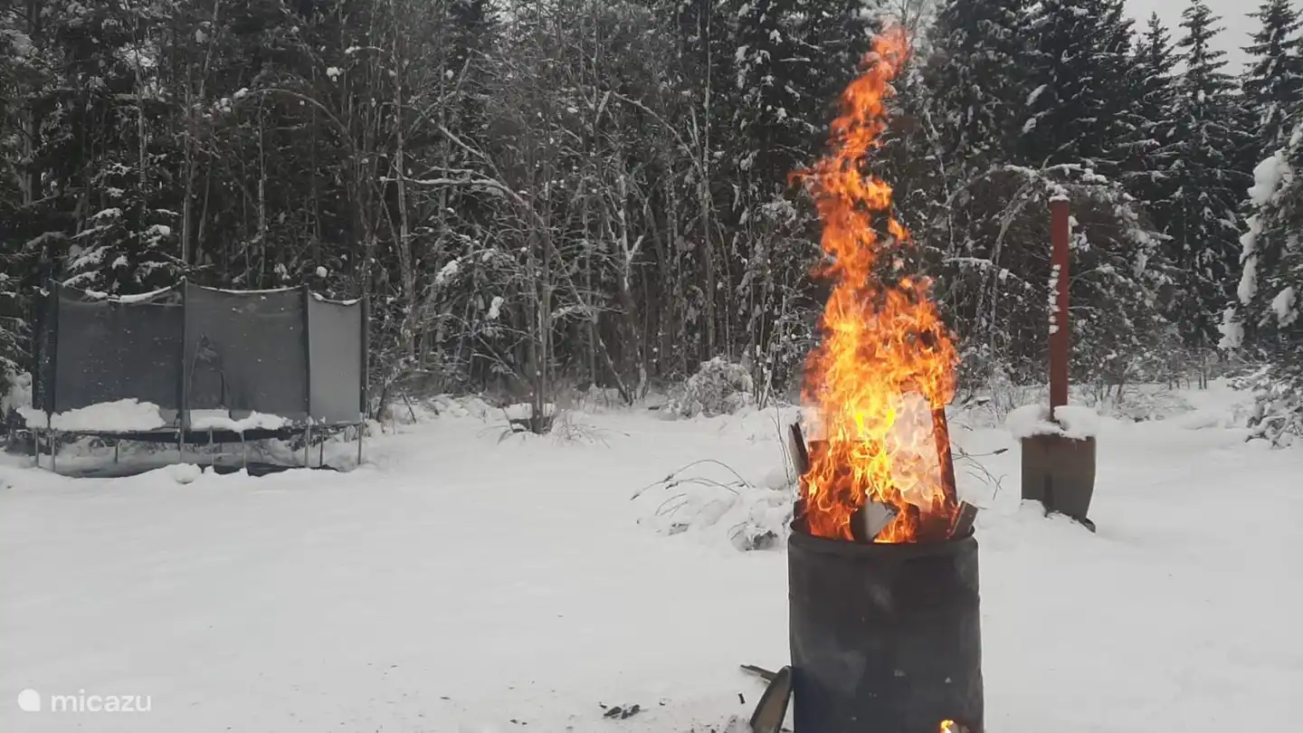 eine Feuerstelle für ein wenig Wärme