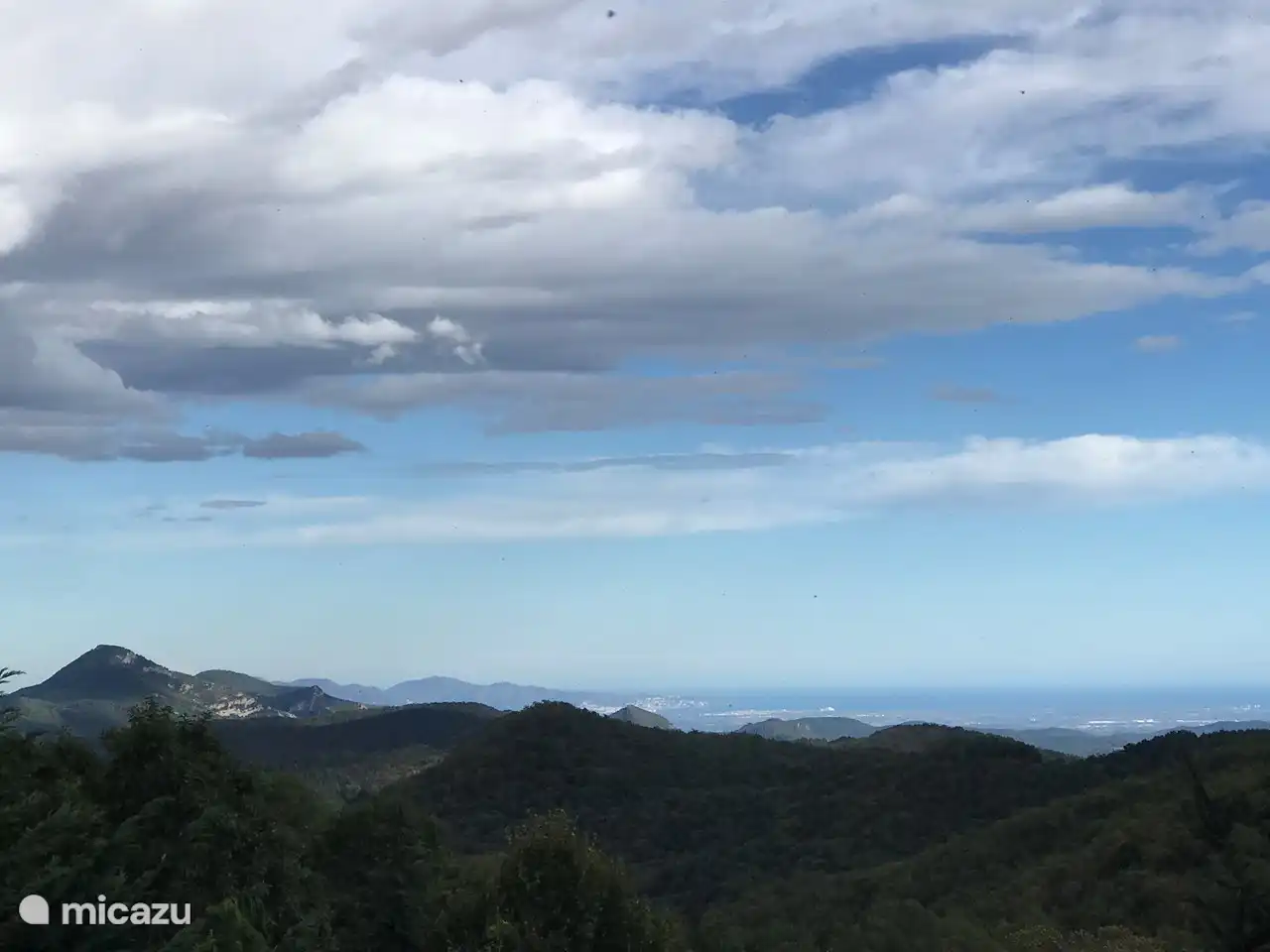 Tolle Aussicht von den französischen Pyrenäen über Roses und Umgebung.