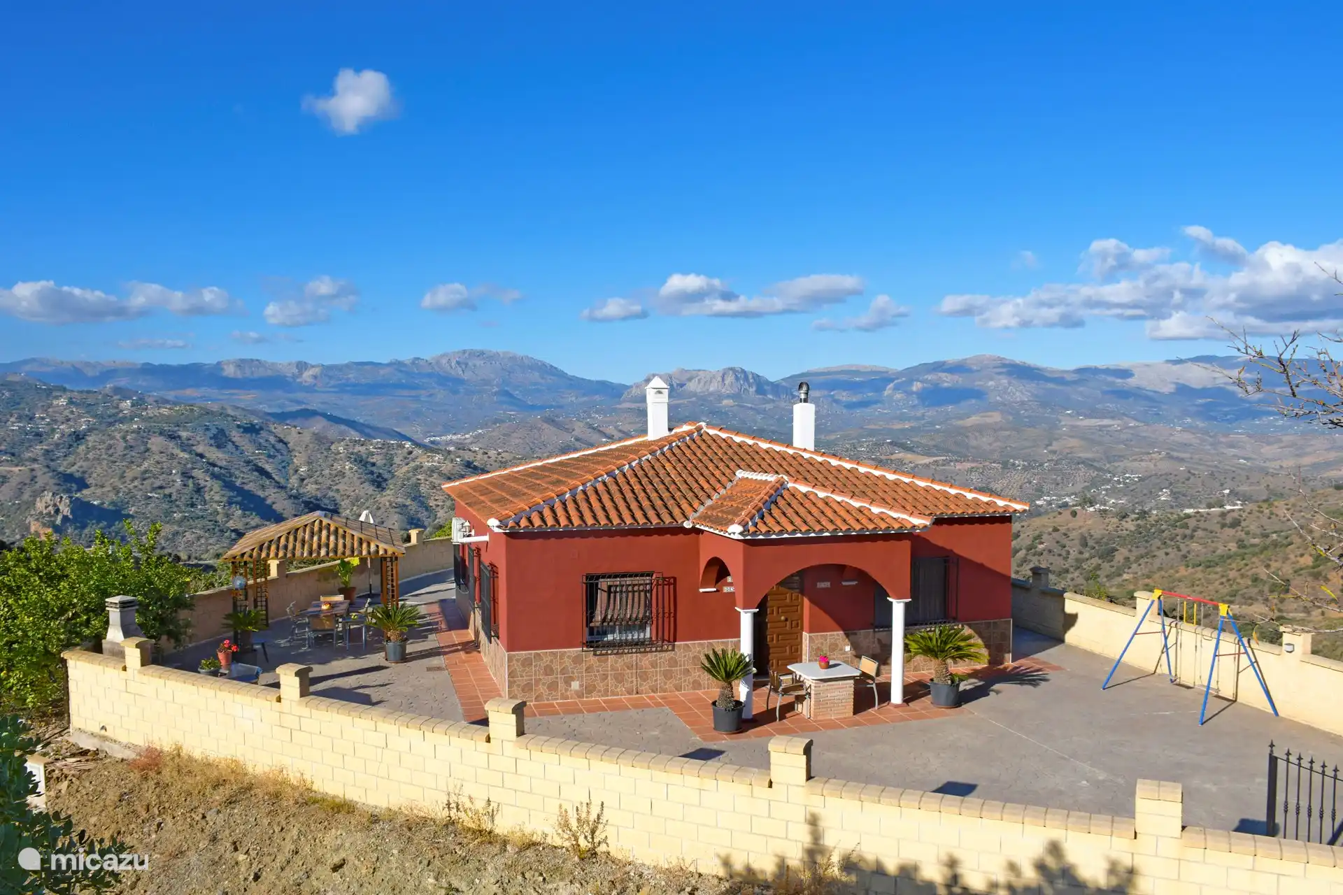 The beautiful Sierra Tejada in the distance.